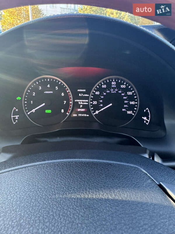 Седан Lexus ES 2014 в Добровеличковке