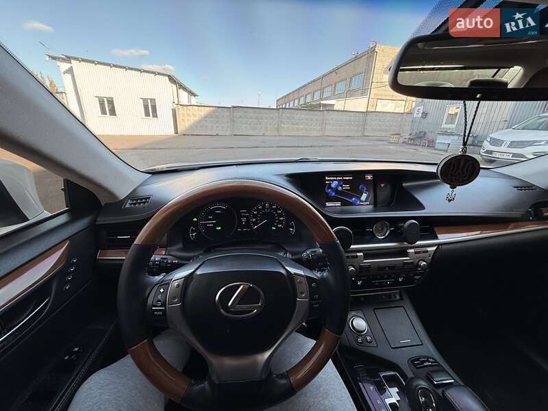Седан Lexus ES 2013 в Одесі фото 12 Седан Lexus ES 2013 в Одесі