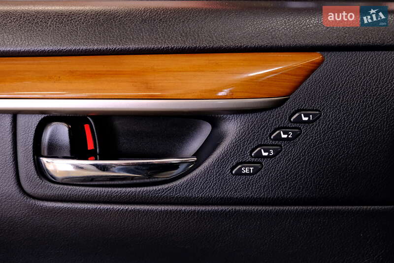 Седан Lexus ES 2014 в Одессе