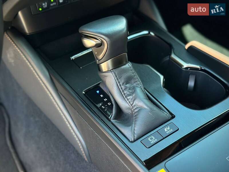 Седан Lexus ES 2024 в Киеве фото 30 Седан Lexus ES 2024 в Киеве