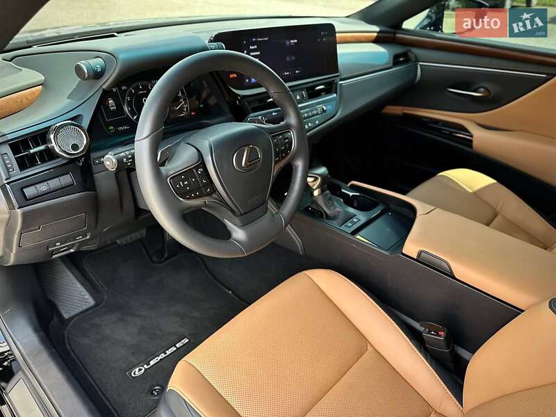 Седан Lexus ES 2024 в Киеве фото 32 Седан Lexus ES 2024 в Киеве