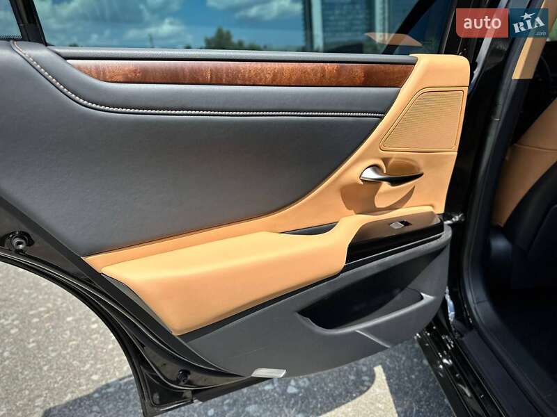 Седан Lexus ES 2024 в Киеве фото 67 Седан Lexus ES 2024 в Киеве