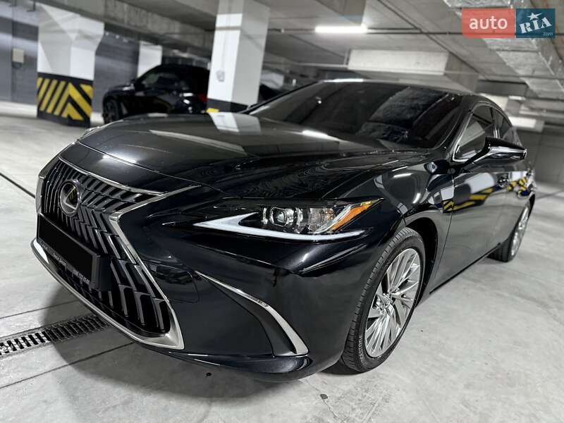 Седан Lexus ES 2022 в Днепре