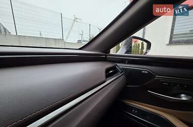 Седан Lexus ES 2018 в Ровно