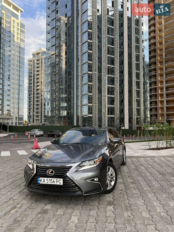 Lexus ES 2013