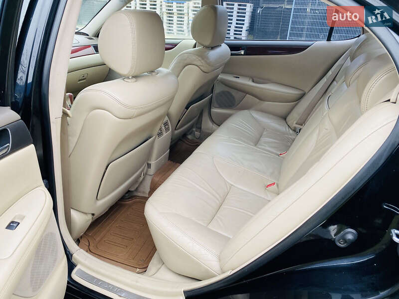 Седан Lexus ES 2003 в Харькове