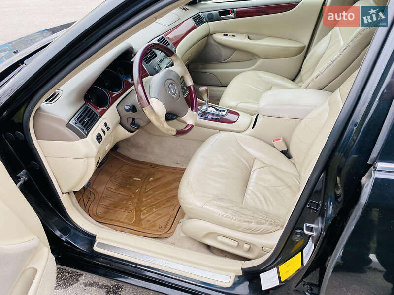 Седан Lexus ES 2003 в Харькове