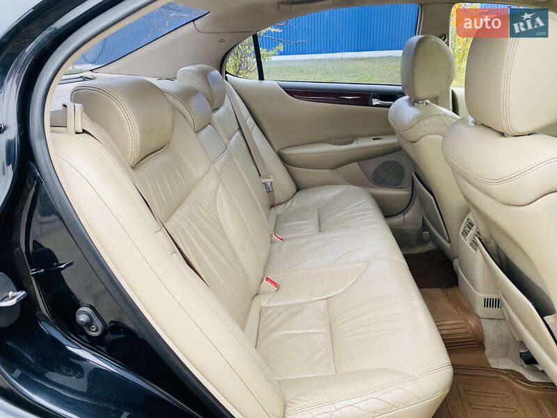 Седан Lexus ES 2003 в Харькове