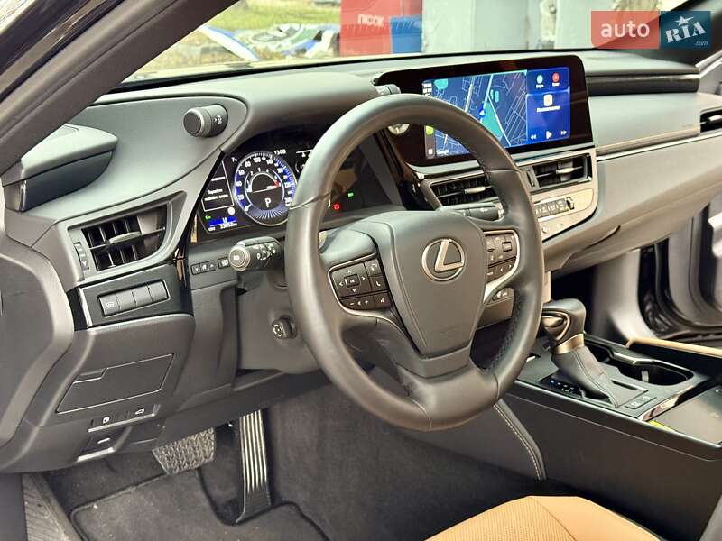 Седан Lexus ES 2023 в Днепре