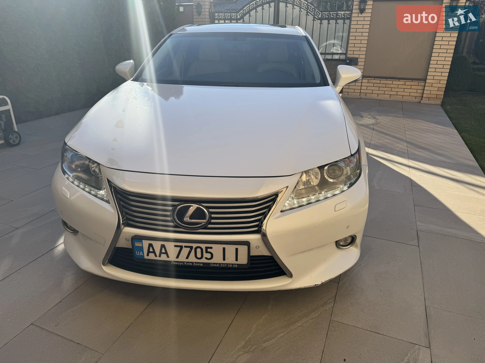 2015 Lexus ES - фото 1