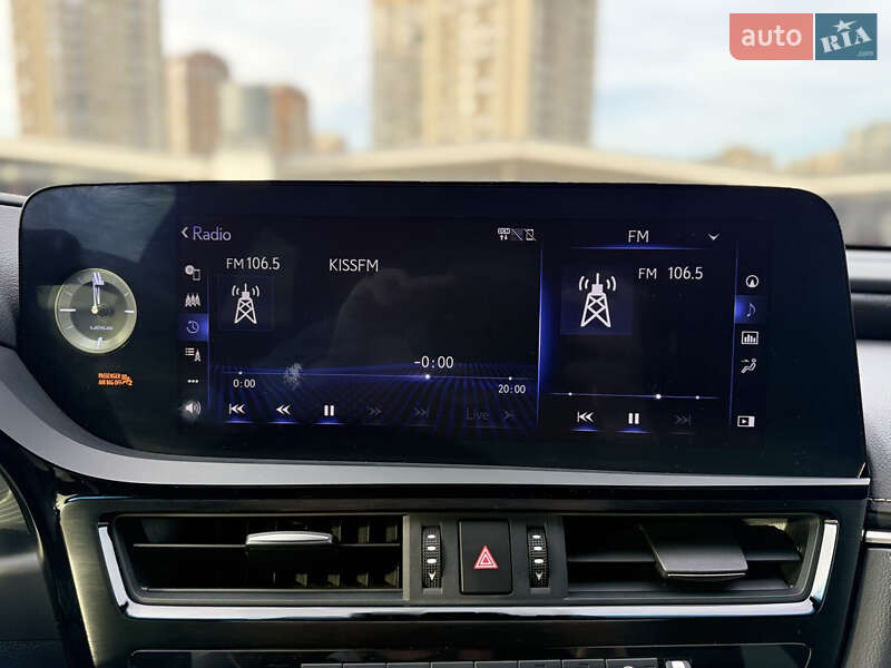 Седан Lexus ES 2022 в Киеве