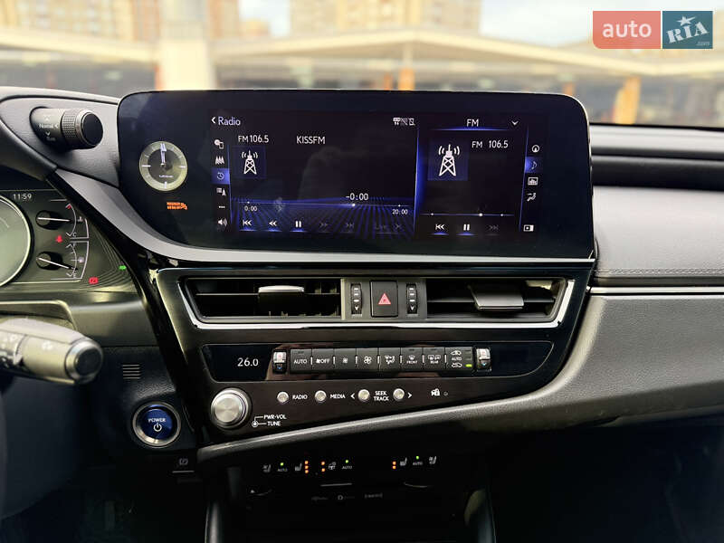 Седан Lexus ES 2022 в Киеве