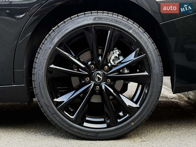 Седан Lexus ES 2023 в Києві