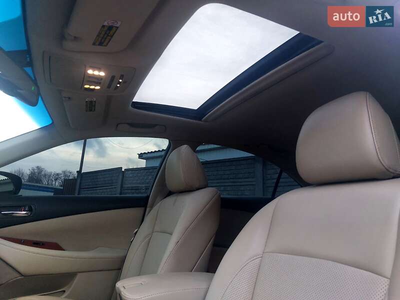 Седан Lexus ES 2008 в Виннице