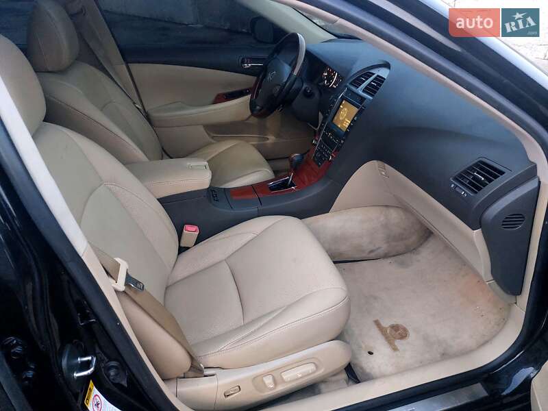 Седан Lexus ES 2008 в Виннице