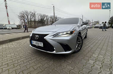 Седан Lexus ES 2023 в Білій Церкві