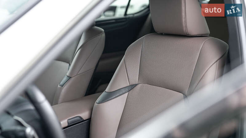 Седан Lexus ES 2023 в Львові фото 15 Седан Lexus ES 2023 в Львові