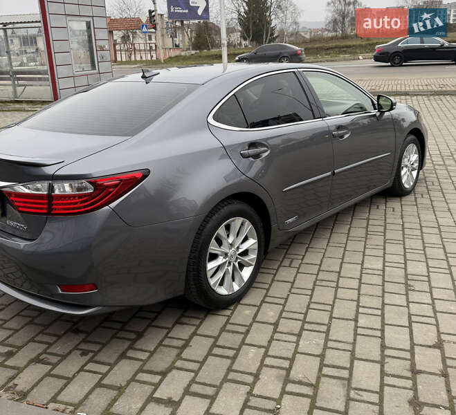 Седан Lexus ES 2014 в Ивано-Франковске фото 4 Седан Lexus ES 2014 в Ивано-Франковске
