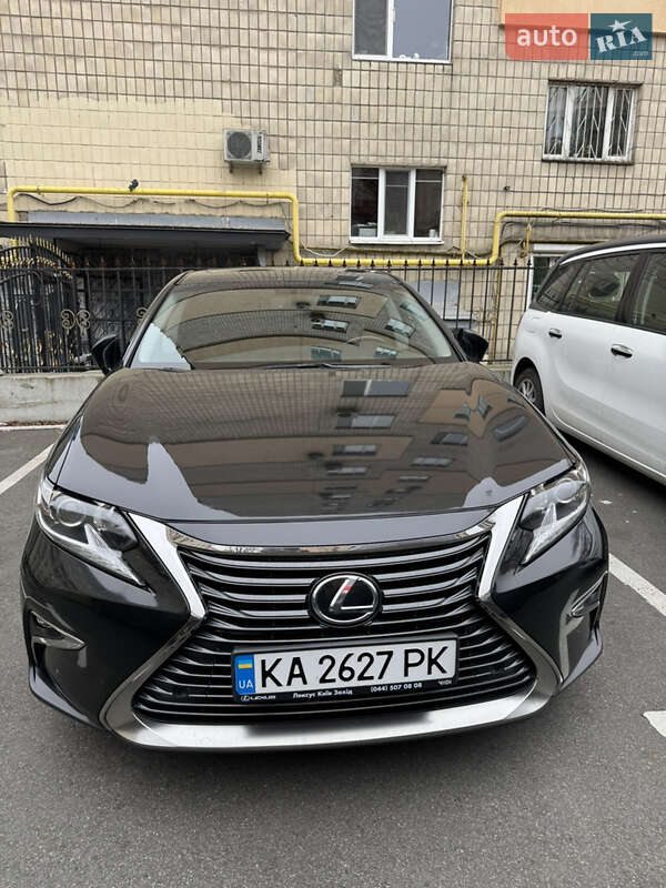 Lexus ES 2018