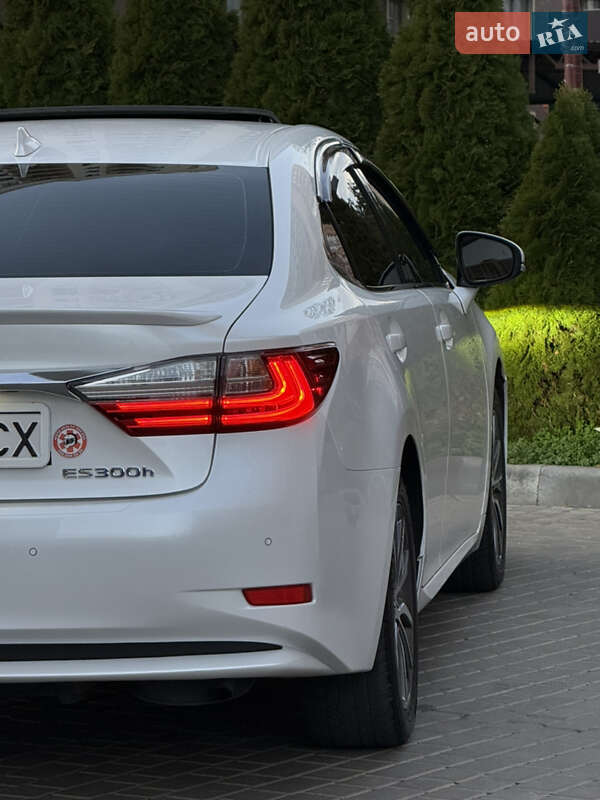 Седан Lexus ES 2016 в Одессе