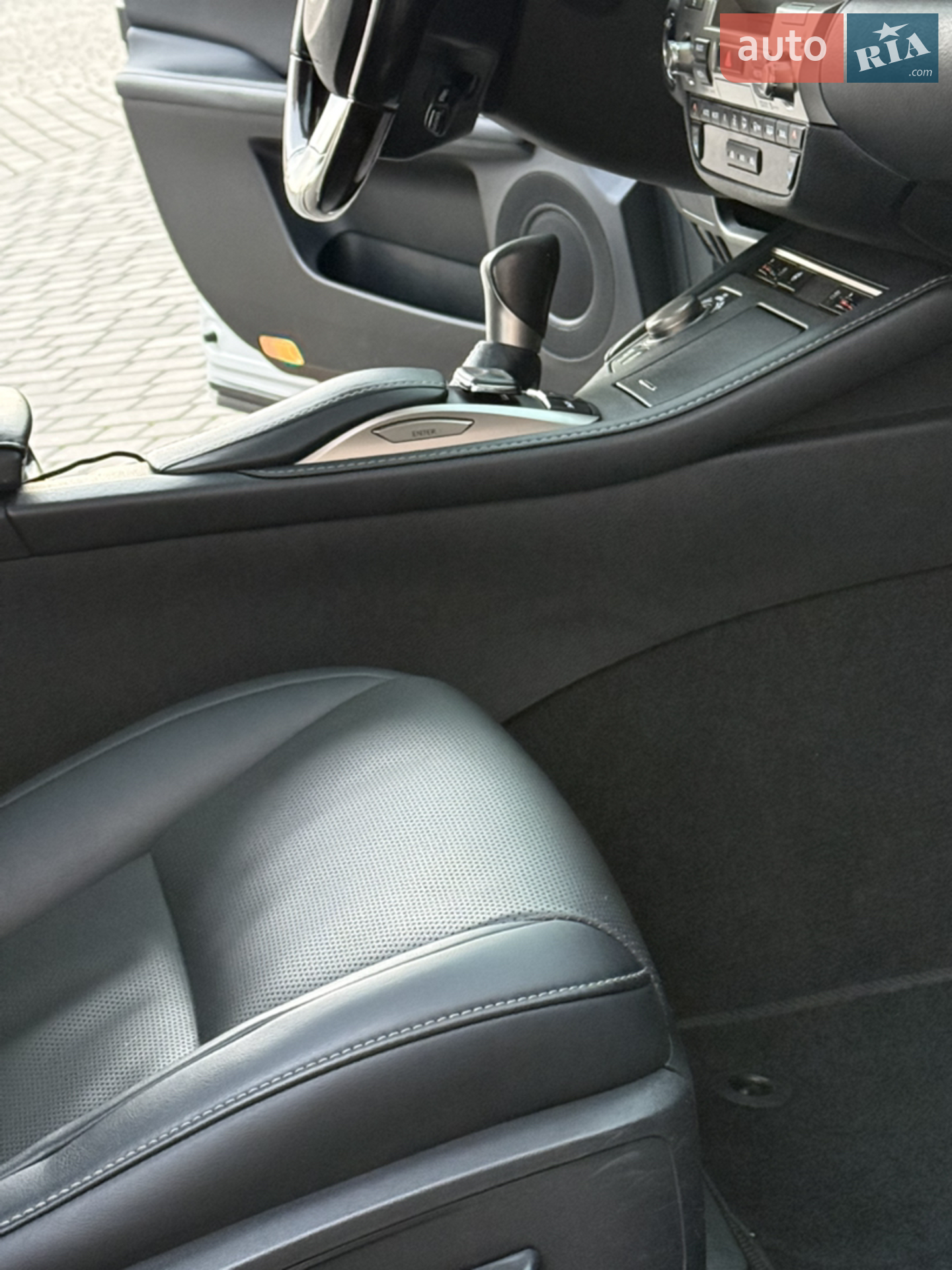 2016 Lexus ES - мініатюра 26