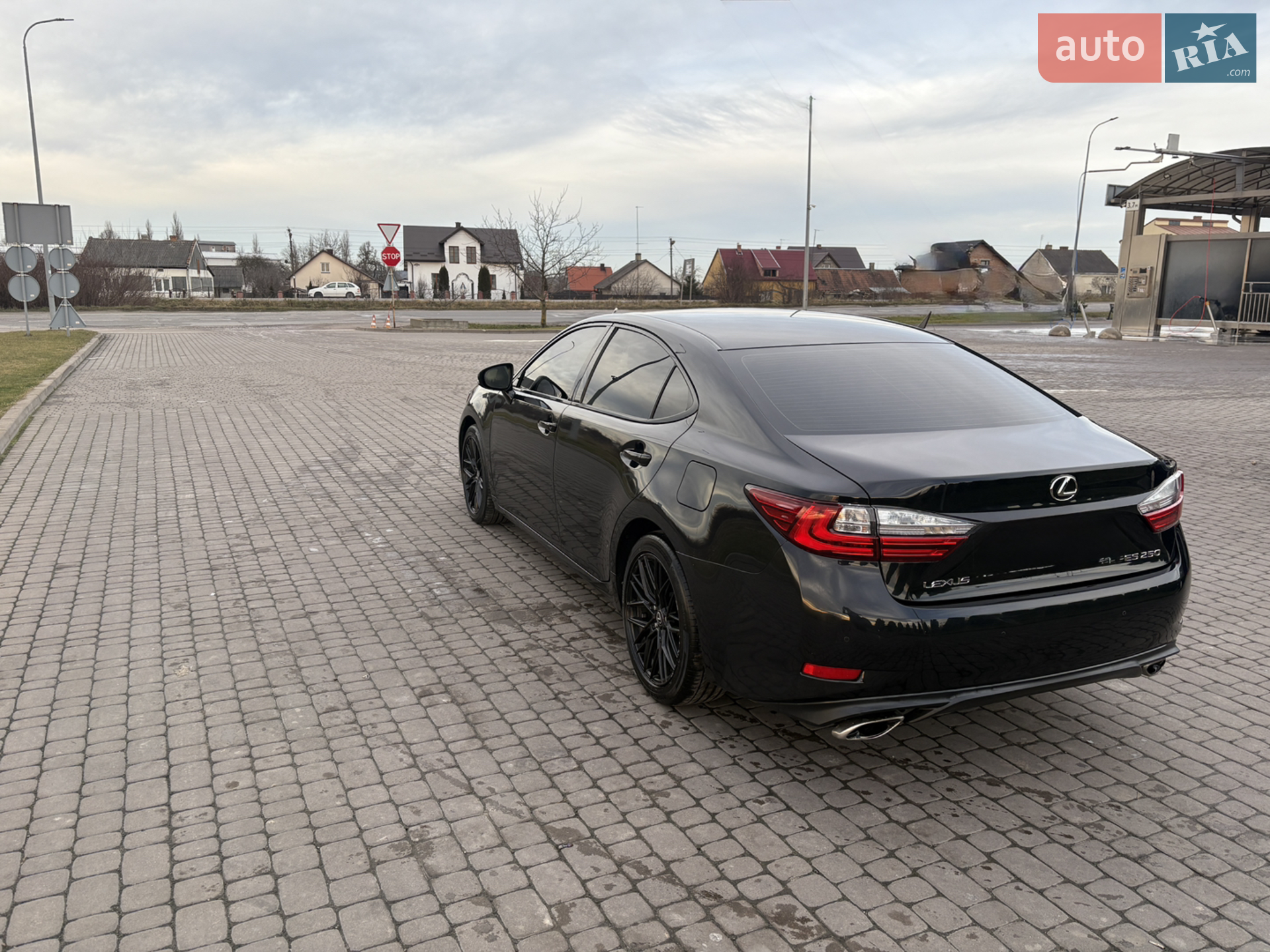 2017 Lexus ES - мініатюра 19