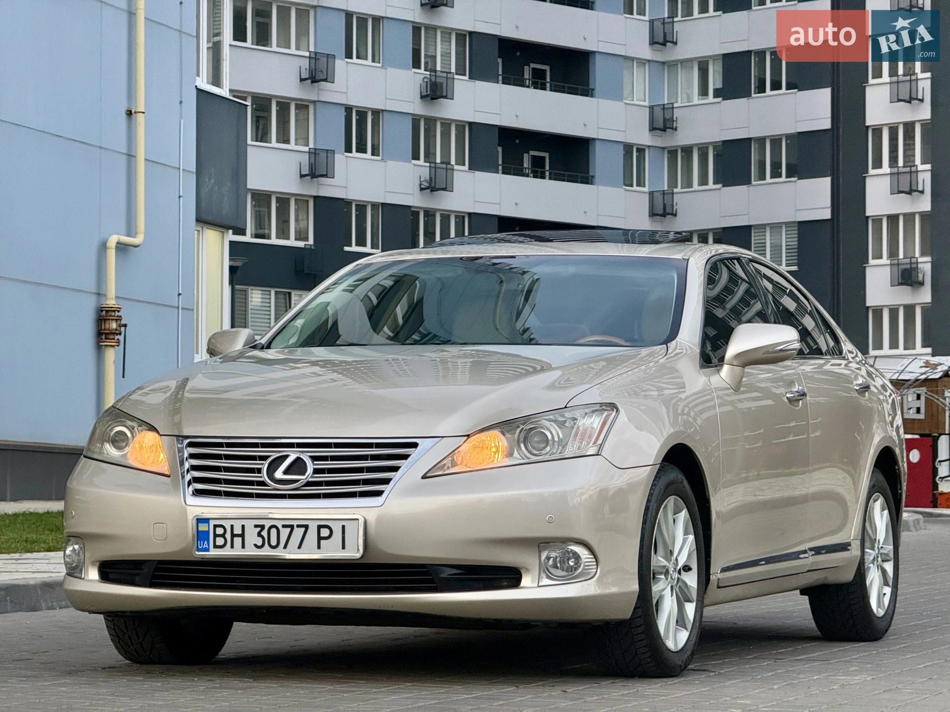 2010 Lexus ES - мініатюра 2