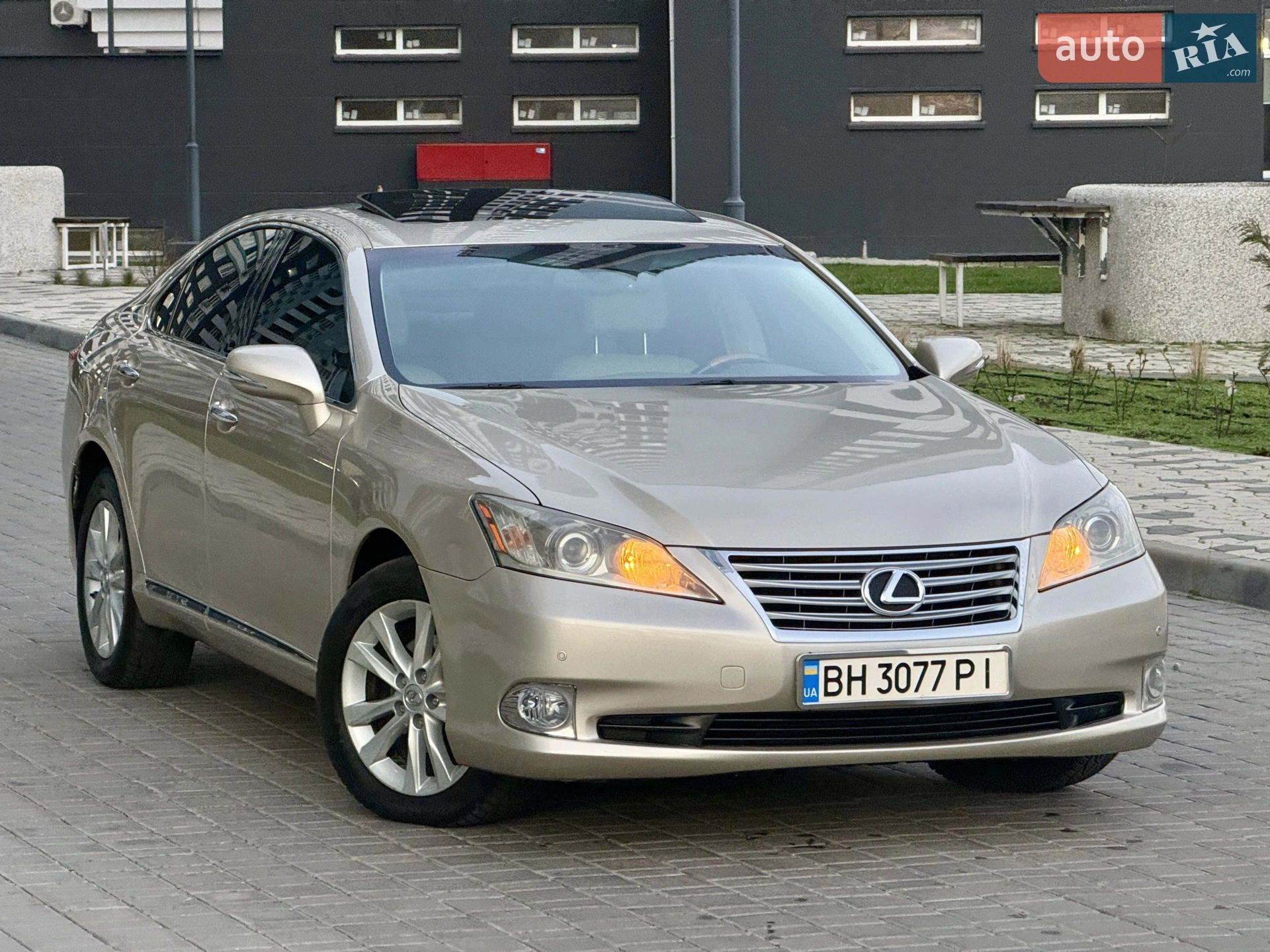 2010 Lexus ES - мініатюра 26