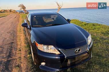 Седан Lexus ES 2015 в Одессе