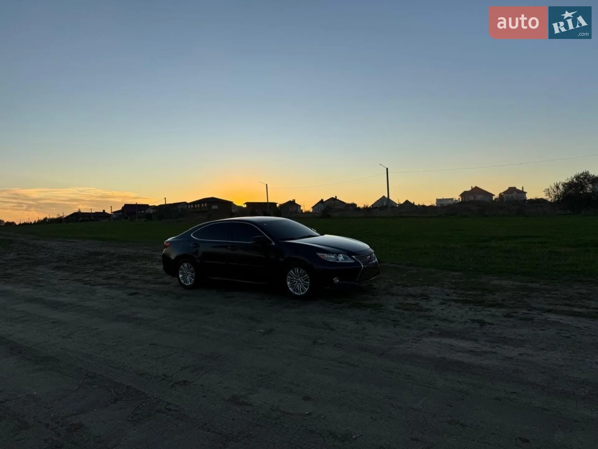2015 Lexus ES - мініатюра 8