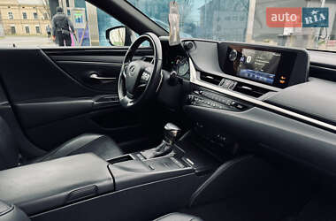 Седан Lexus ES 2019 в Одессе