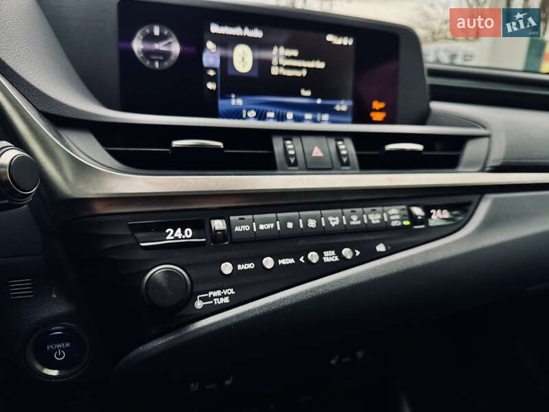 Седан Lexus ES 2019 в Одессе
