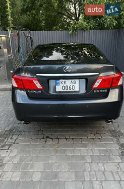 Седан Lexus ES 2008 в Кривом Роге