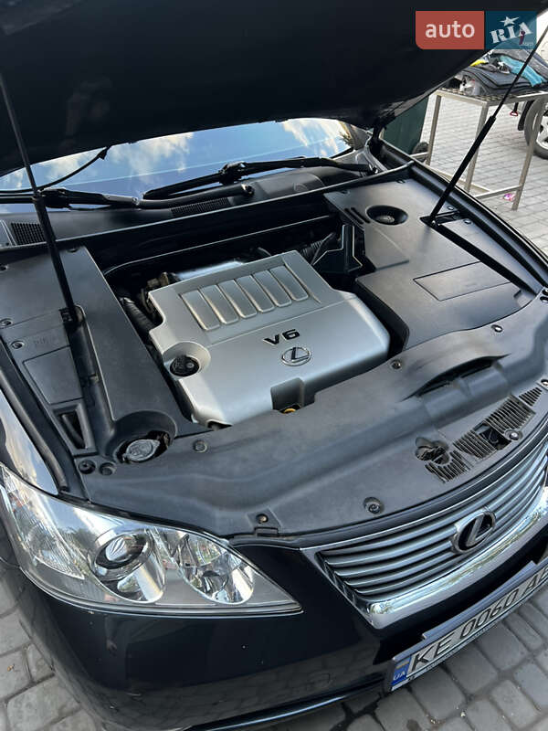 Седан Lexus ES 2008 в Кривом Роге
