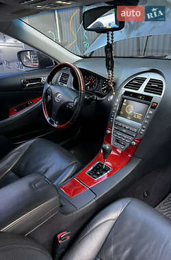 Седан Lexus ES 2008 в Кривом Роге
