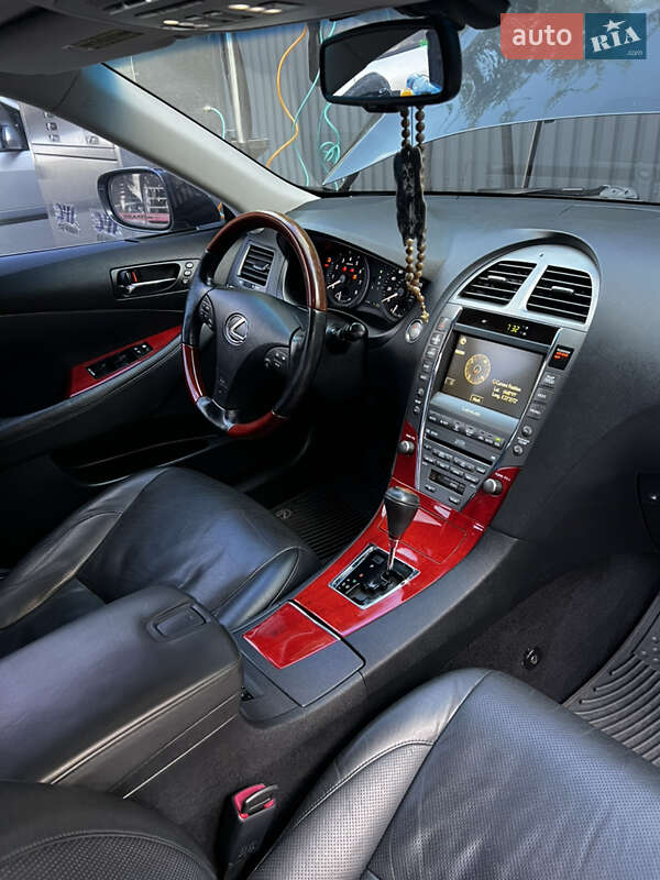 Седан Lexus ES 2008 в Кривом Роге