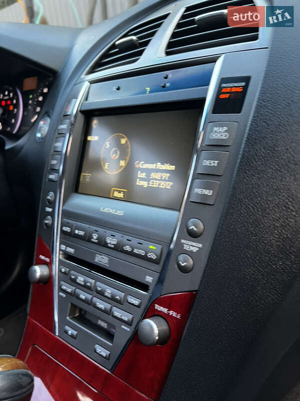 Седан Lexus ES 2008 в Кривом Роге