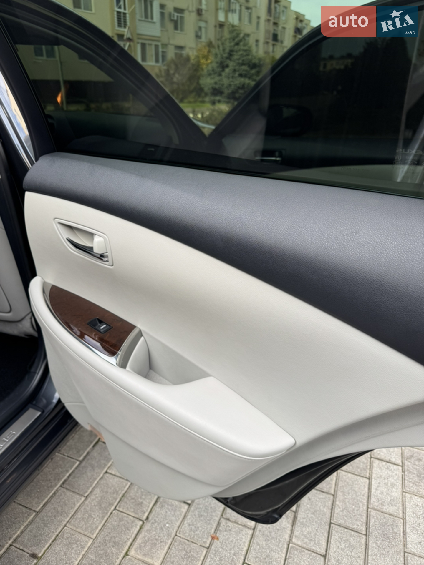 2011 Lexus ES - мініатюра 12