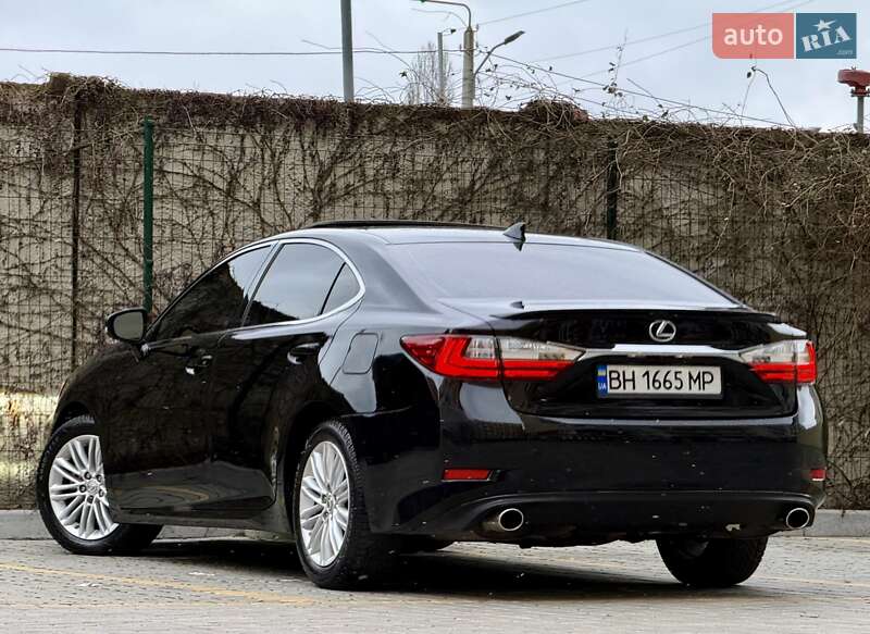 Седан Lexus ES 2018 в Одесі