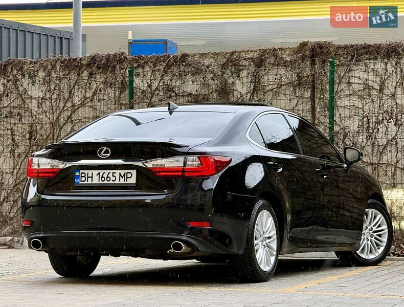 Седан Lexus ES 2018 в Одесі