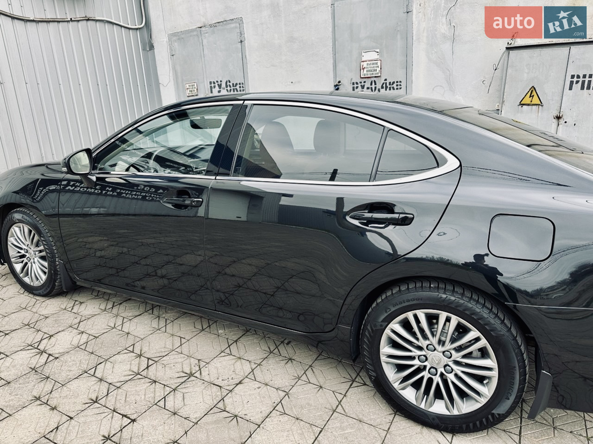 2017 Lexus ES - мініатюра 11