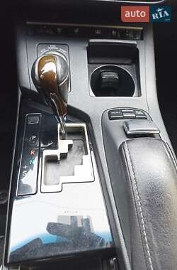 Седан Lexus ES 2014 в Хмельницком