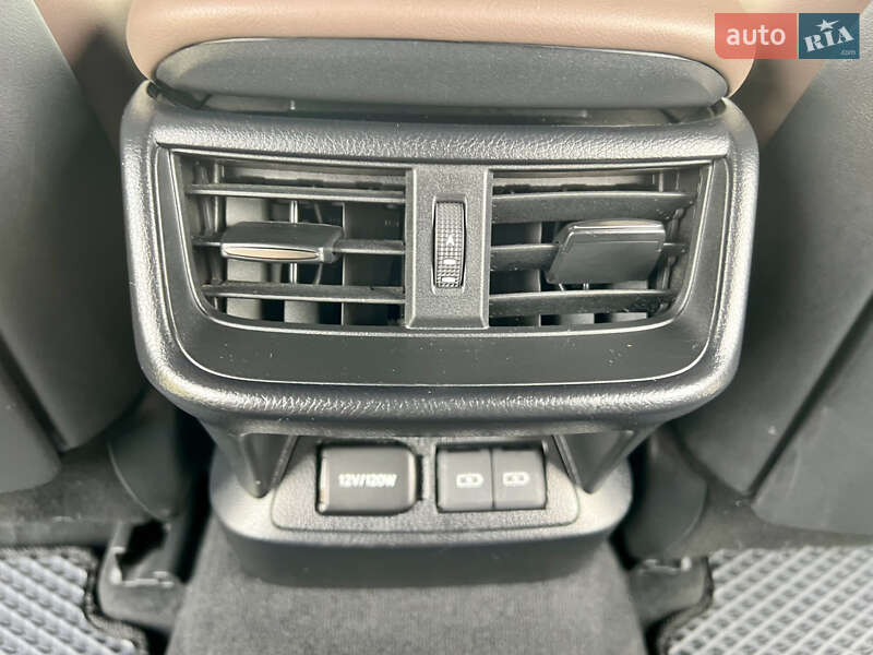 Седан Lexus ES 2024 в Рівному