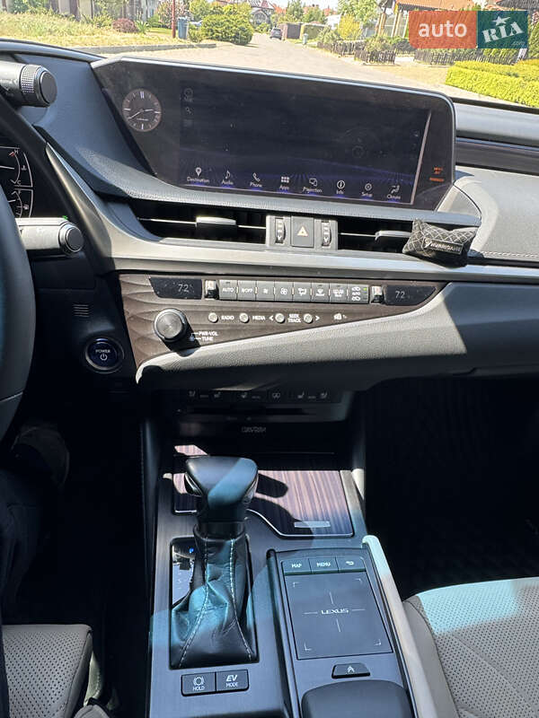 Седан Lexus ES 2020 в Одессе