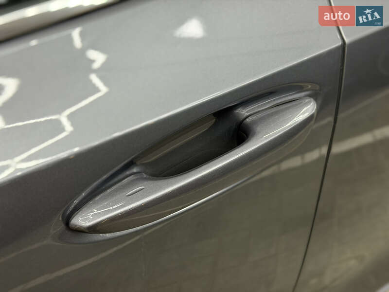 Седан Lexus ES 2018 в Киеве фото 6 Седан Lexus ES 2018 в Киеве