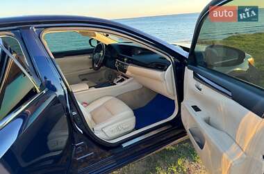 Седан Lexus ES 2015 в Одессе