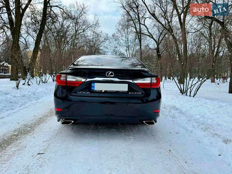 Седан Lexus ES 2016 в Днепре