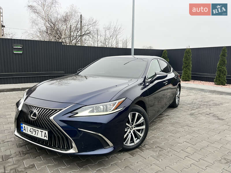 Седан Lexus ES 2019 в Днепре
