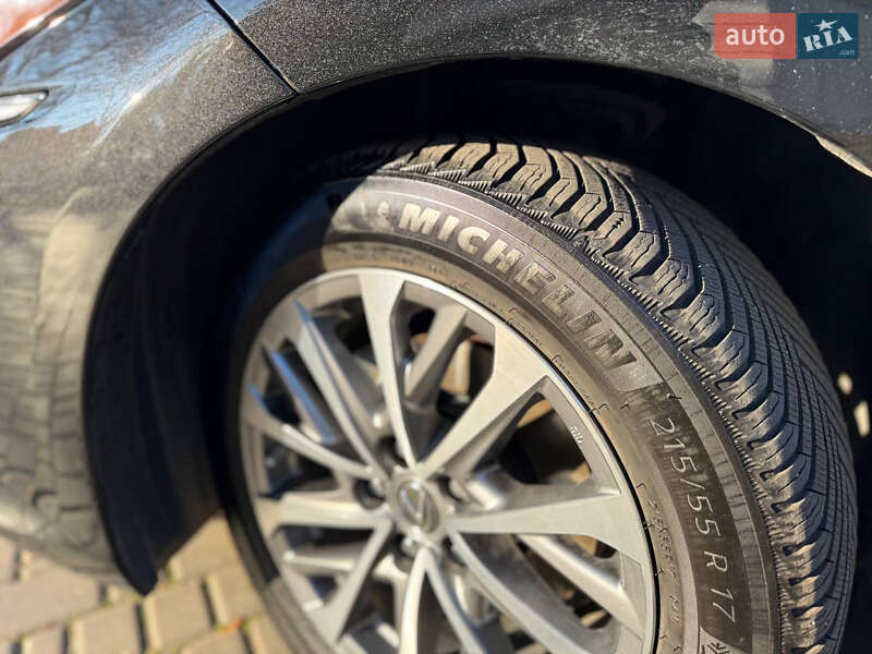 Седан Lexus ES 2023 в Одессе