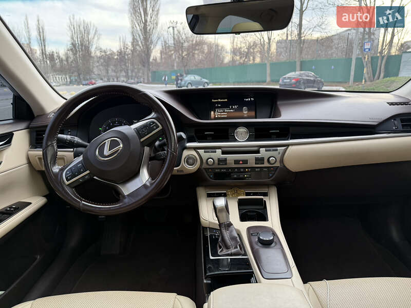 Седан Lexus ES 2017 в Одессе